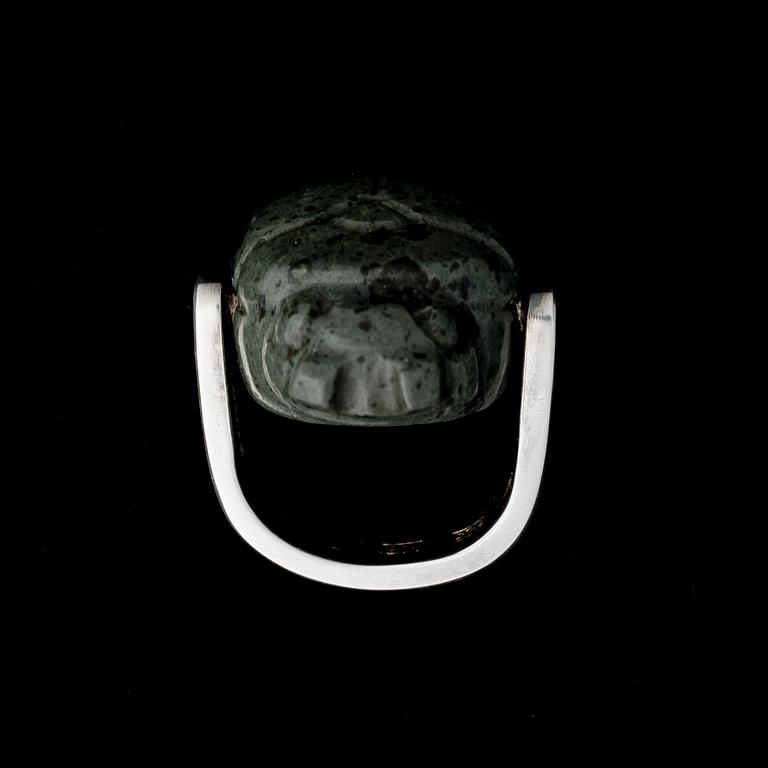 BERTEL GARDBERG, a ring, green volcanic rock, silver. 1987.