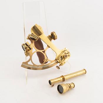 Sextant  H Huges & son ltd London daterad 1924.