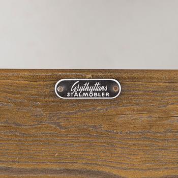 A pair of garden chairs, a version of modell 6, Grythyttan, Sweden, mid 20th century.