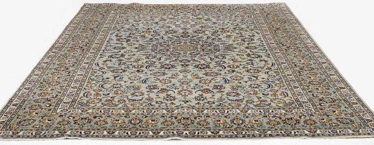 Carpet, Keshan, approx. 365 x 262 cm.