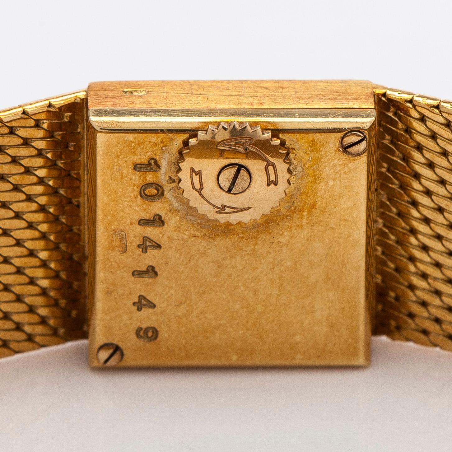 Jaeger-leCoultre, wristwatch, 14 x 14 mm, 18K gold, manual.