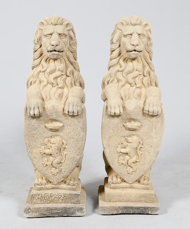 TRÄDGÅRDSSKULPTURER, 1 par, stenmassa, samtida.