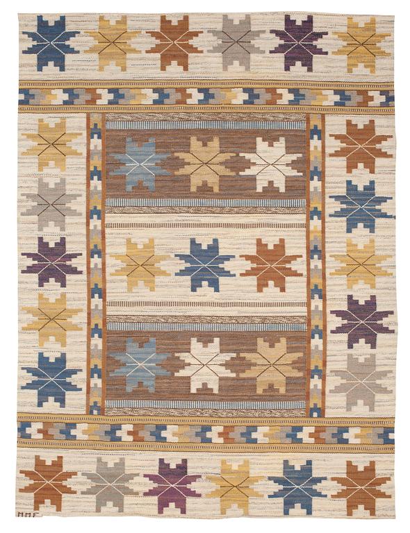 RUG. "Höstmattan". Flat weave (rölakan). 228,5 x 170 cm. Signed MMF.