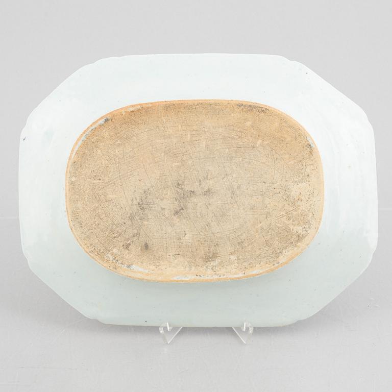 Roasting dish, company porcelain, China, Qing dynasty, Qianlong (1736-95).