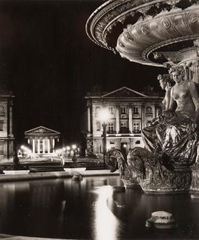 ROBERT DOISNEAU, gelatin silver print, stamped a tergo.