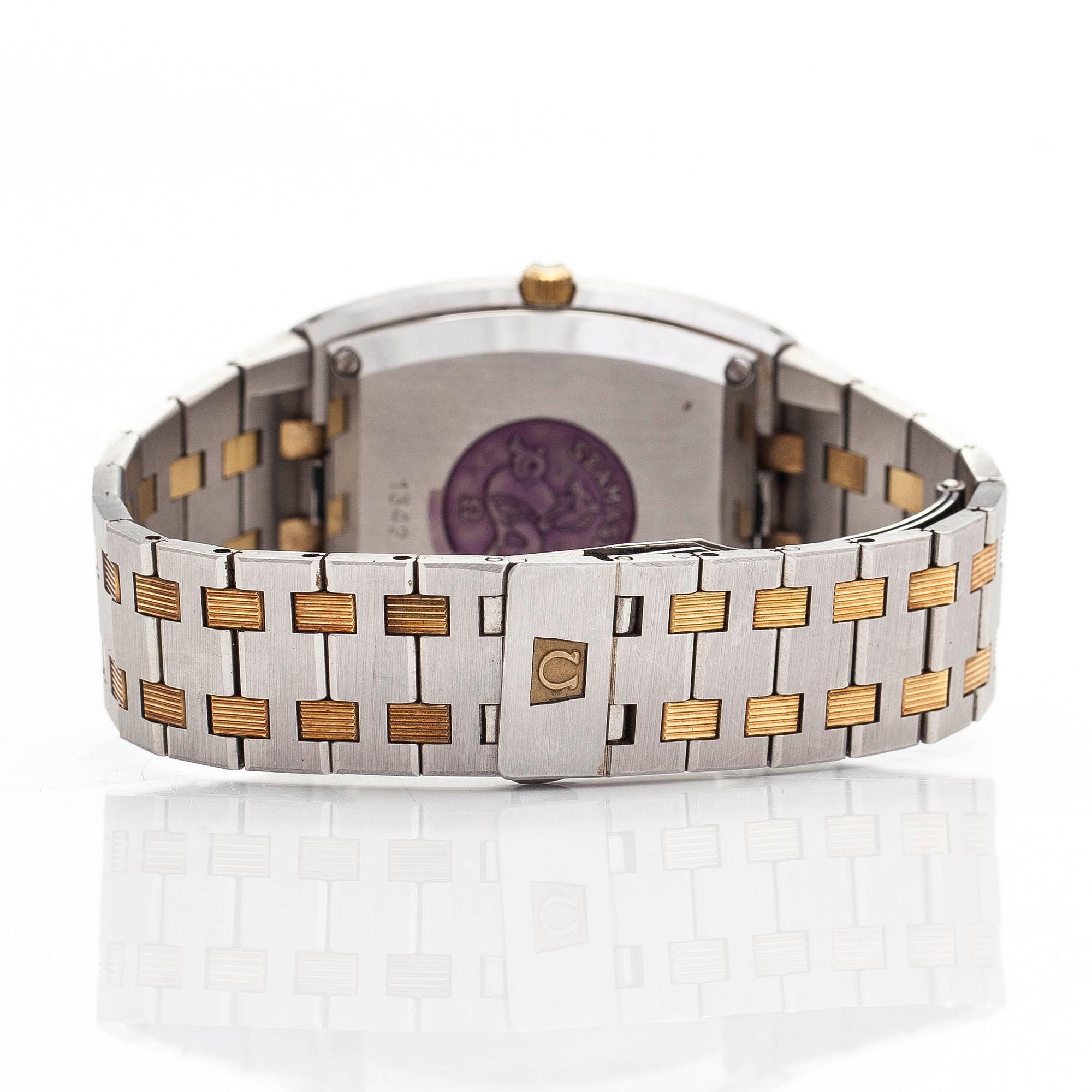 Omega, Seamaster, Quartz, armbandsur, 33 x 39 mm.