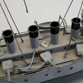 A tinplate Bing New Armored Cruiser series, Germany, ca 1912-14.