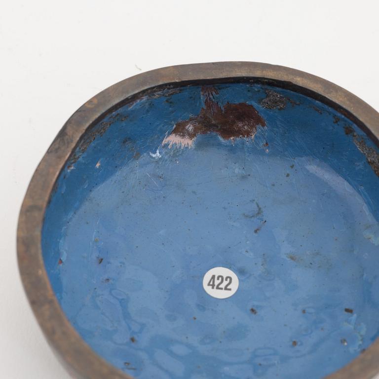 A cloisonné censer and jar with cover, late Qing dynasty.