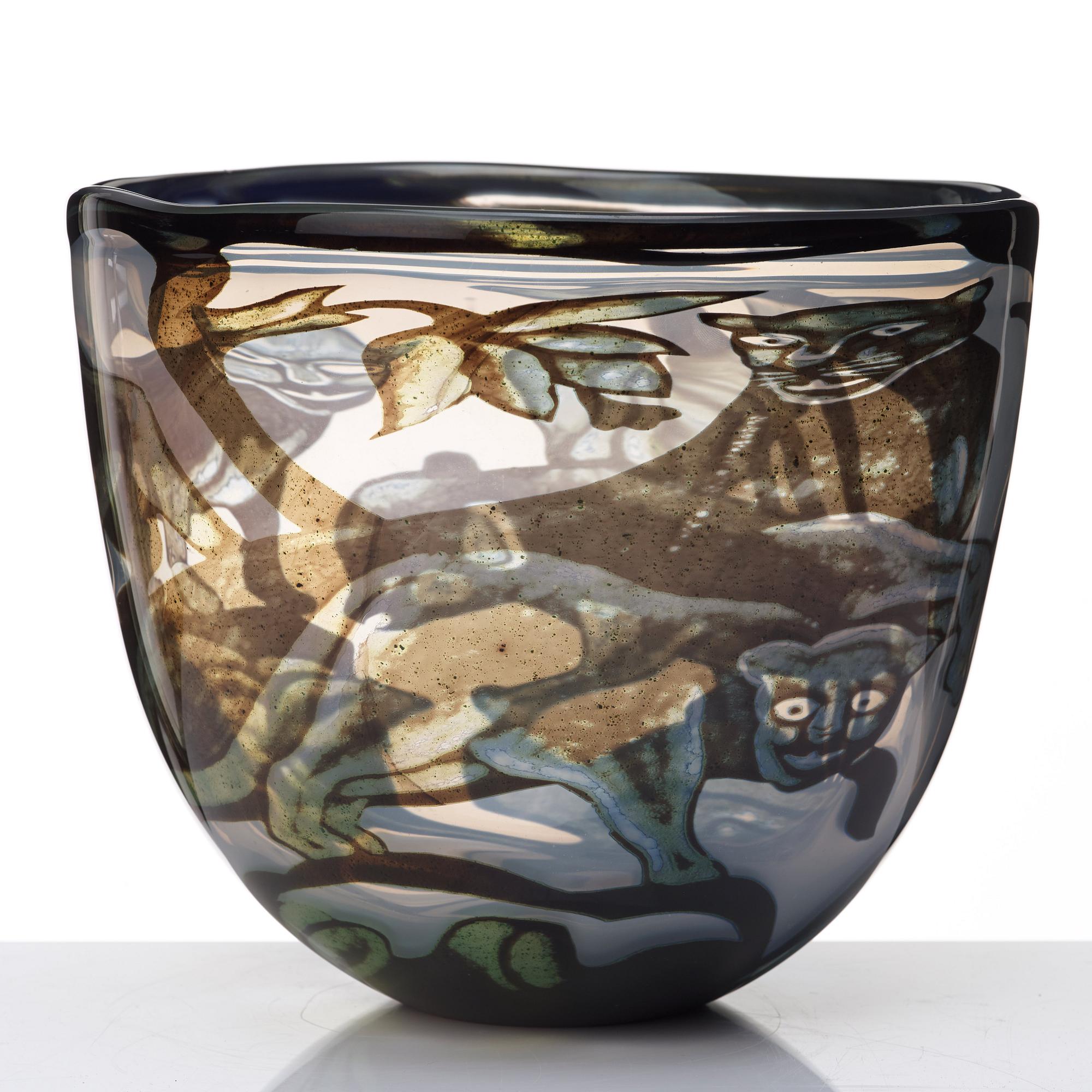 Eva Englund, a "Panther" graal glass vase, Orrefors, Sweden 1984.