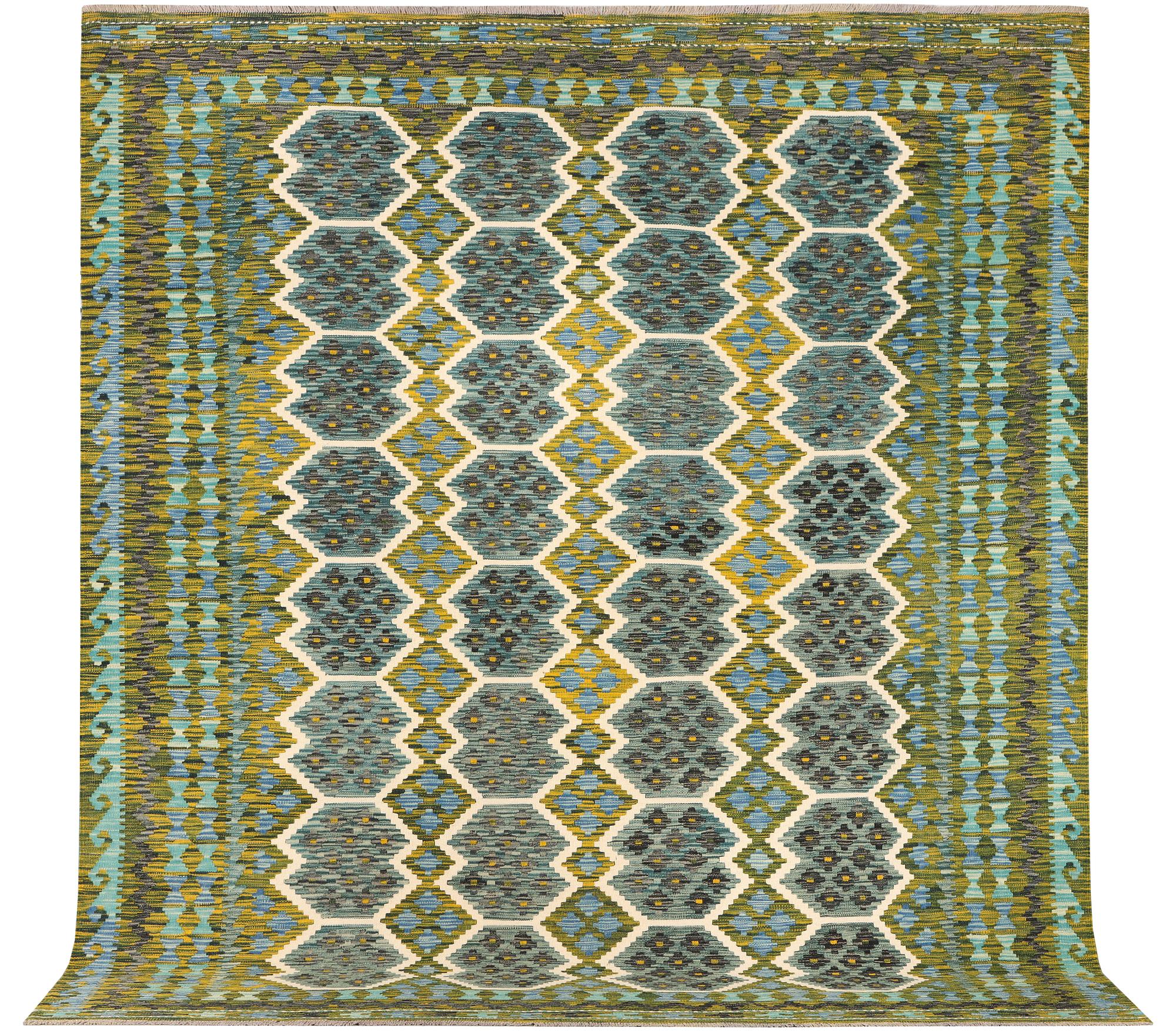 Matta, Afghansk Kelim, ca 297 x 259 cm.