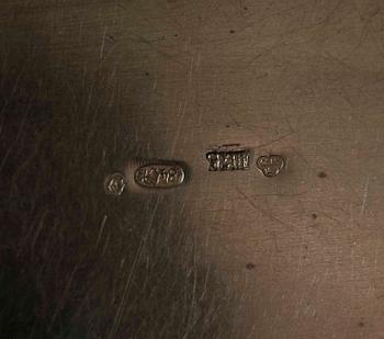 DOSA, silver, Ryssland, 1896-1908. Vikt 300 gr.