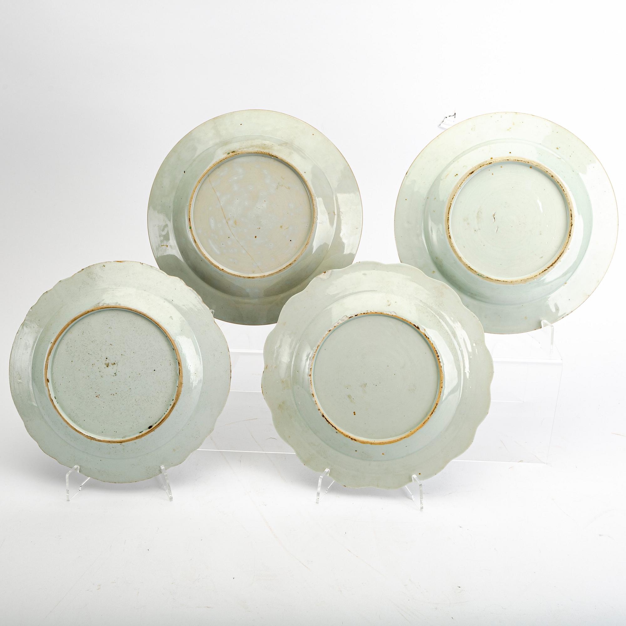 A set of four Chinese dinner plates, Qing dynasty, Qianlong (1736-95).