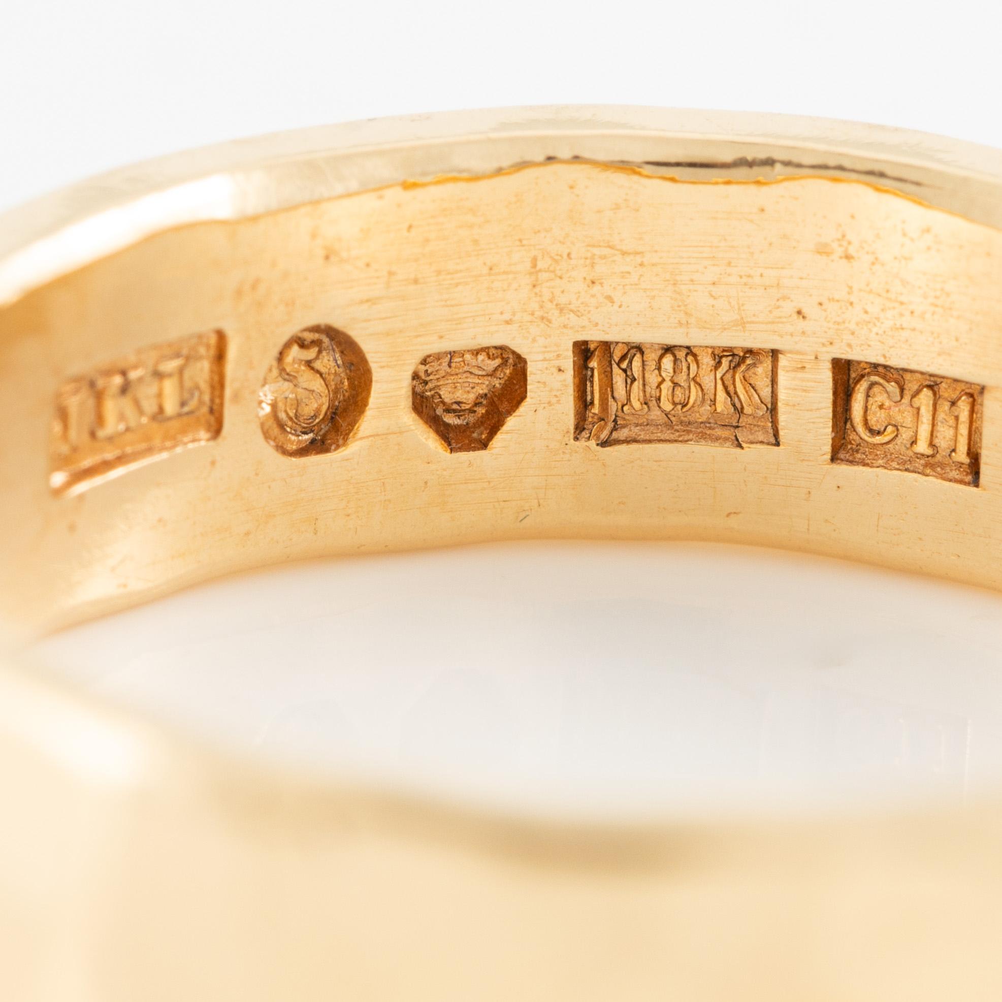 Jan-Christer Lundqvist, ring, 18K gold, hammered decoration, Skövde 2001.