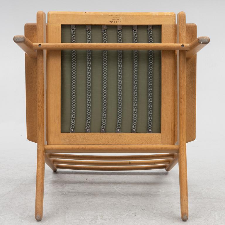 Hans J Wegner, a lounge chair, 'GE 290', Getama, Gedsted, Denmark.