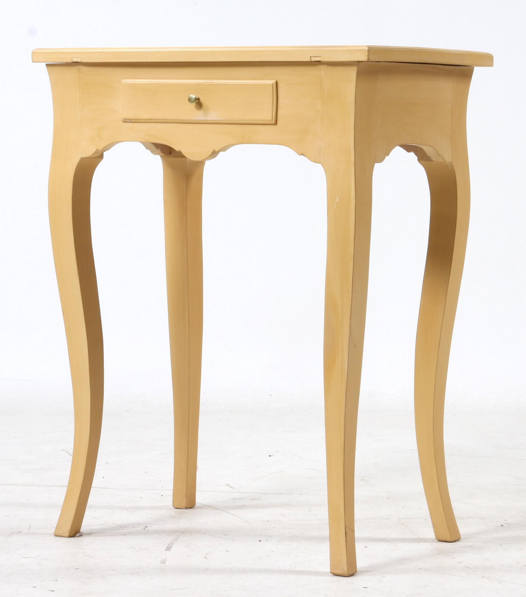 BORD, rokokostil, 1900/2000-tal.