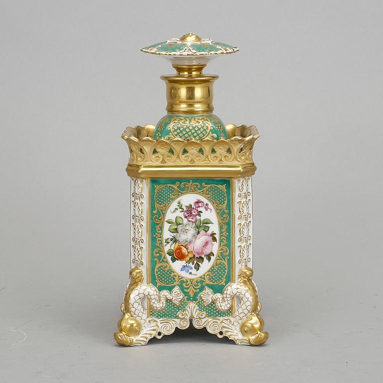 FLACON, porslin, Jacob Petit, Frankrike, 1800-tal.
