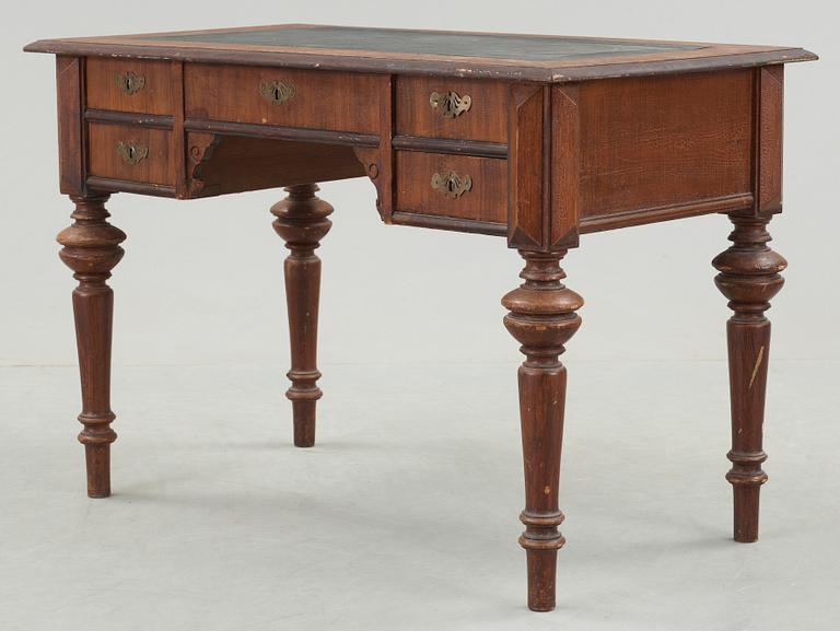 SKRIVBORD, nyrenässans, sent 1800-tal.