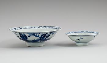 SKÅLAR, 2 st, porslin, Kina, 1800-/1900-tal.