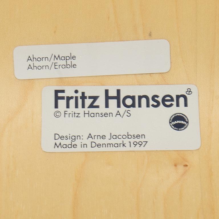 Arne Jacobsen, Four "Seven" armchairs, designed by Arne Jacobsen for Fritz Hansen.