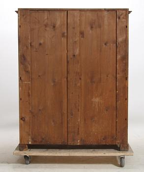 CHIFFONJÉ, nyrenässans, 1800-talets slut.