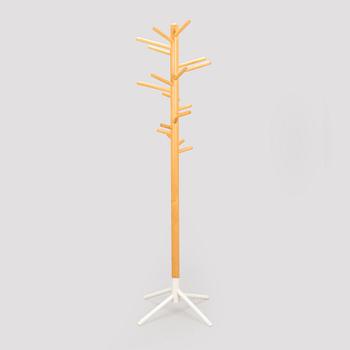 Anna-Maija Jaatinen, vaatenaulakko, "Clothes Tree", Artek. Malli muotoiltu 1964.