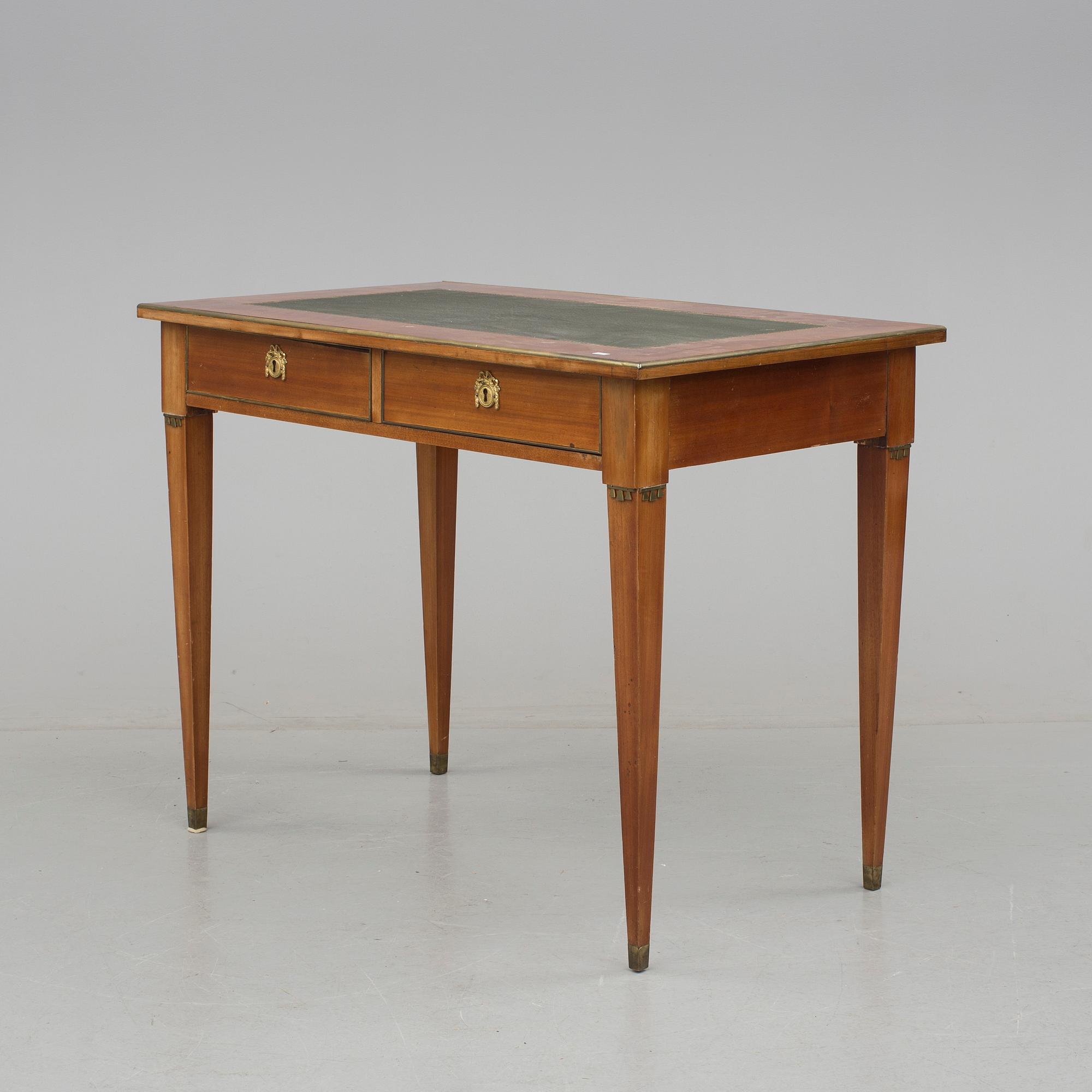 SKRIVBORD, sengustaviansk stil, 1900-talets början.