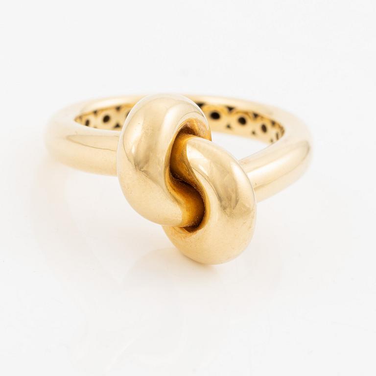 Engelbert ring "knot" 18K gold.
