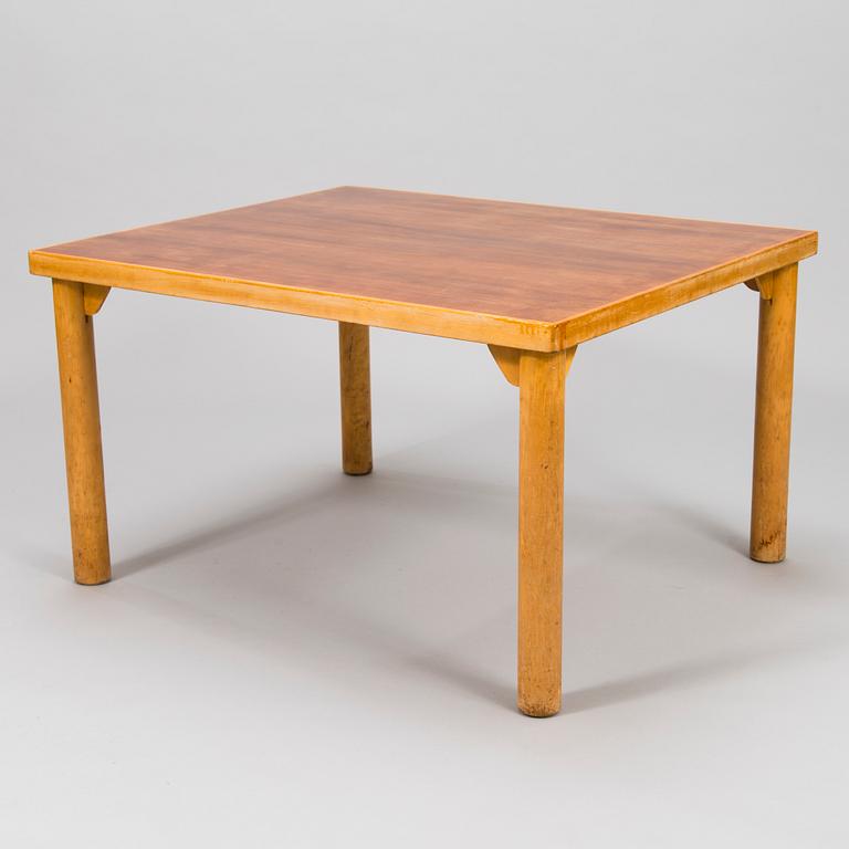 AINO AALTO, An early 1950's '77' coffe table/childrens table for  O.Y. Huonekalu- ja Rakennustyötehdas A.B. Finland.