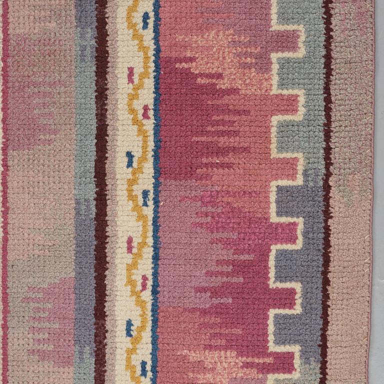 Märta Gahn, A runner, knotted pile, ca 326,5-329 x 145 cm, signerad MG 1928, Swedish Grace.