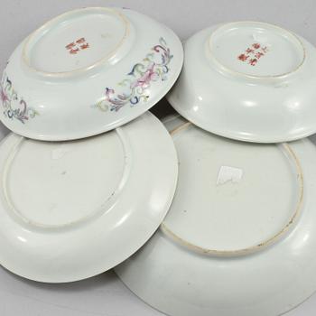 KOPPAR, 10 st samt UNDERFAT, 4 st, porslin, Kina, 1700, 1800 samt 1900-tal.
