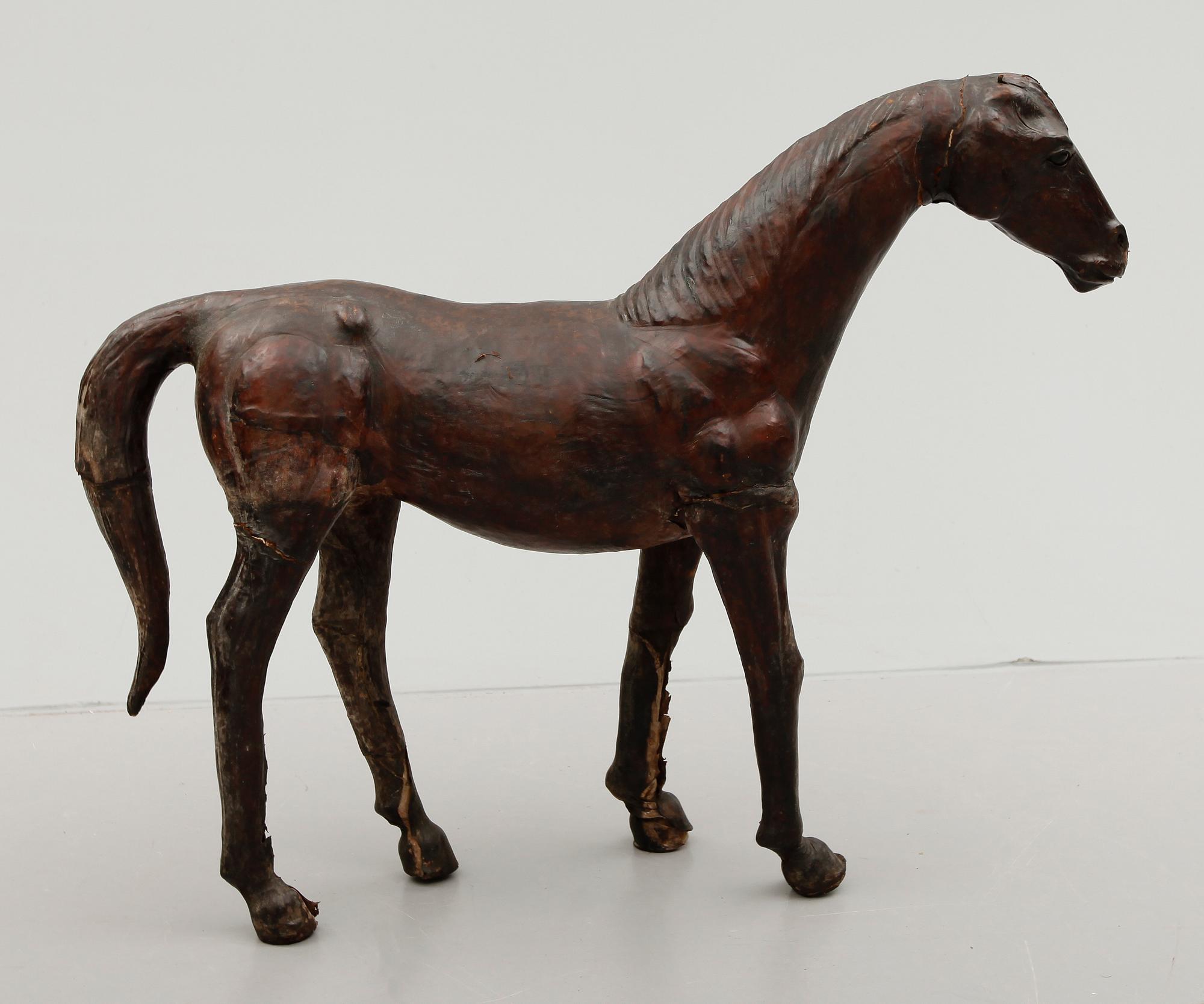 FIGUR, häst, 1900-talets första hälft.