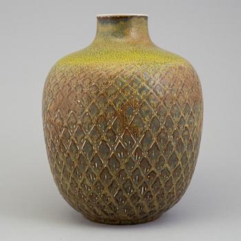 A Gerd Bogelund glazed ceramic vase for Royal Copenhagen
Denmark, 1960´s.