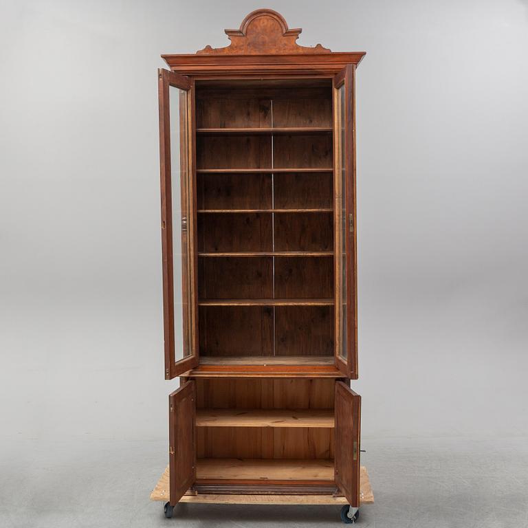 A late 19th century cabinet.