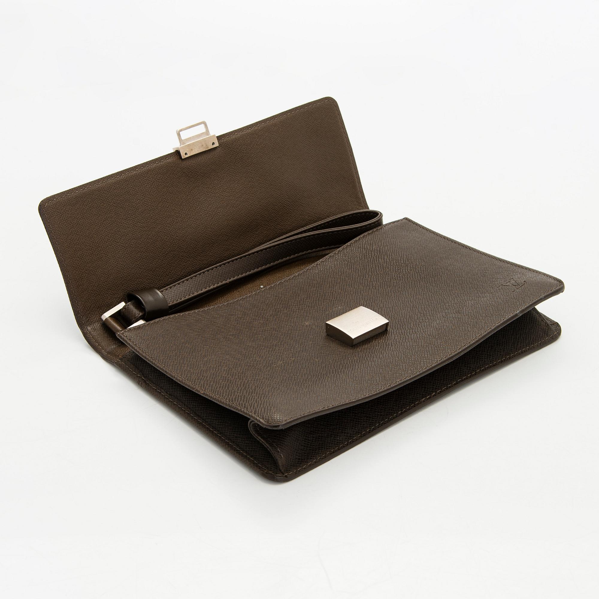 Louis Vuitton, väska/clutch, "Selenga".