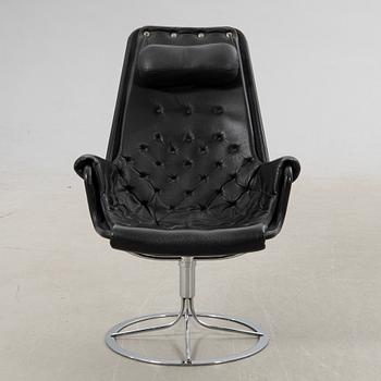 Bruno Mathsson, Swivel armchair "Jetson", DUX, 2000s.