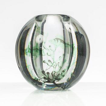 Edward Hald, vase, "Fish Grail", Orrefors, Sweden, 1944.