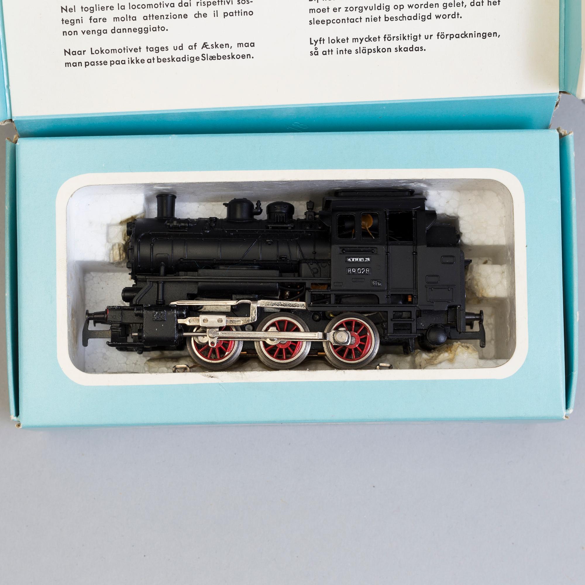 MODELLJÄRNVÄG med TILLBEHÖR, MÄRKLIN, Tyskland, 1960/70-tal.