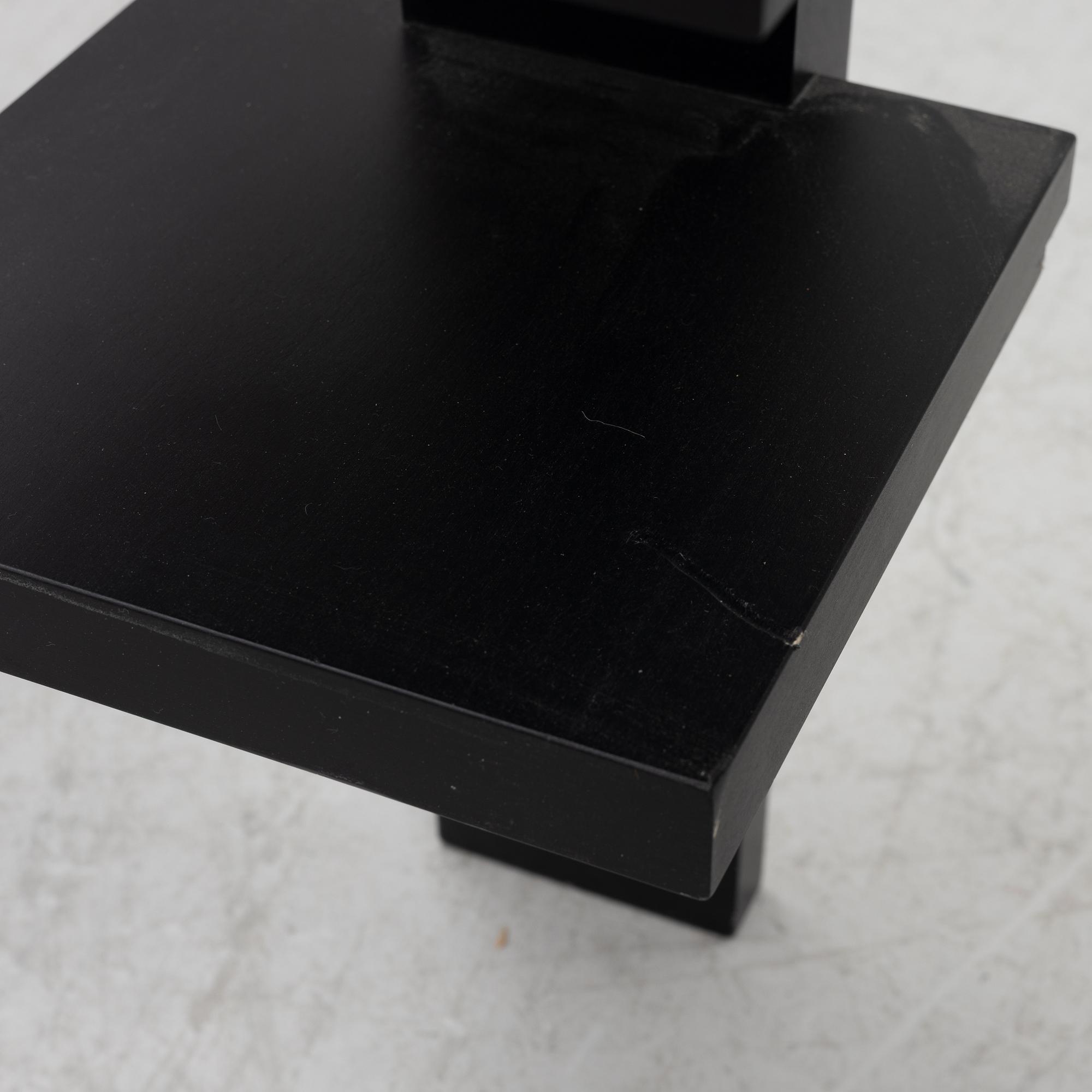 John Kandell, Shelf, 'Pilaster', Källemo.