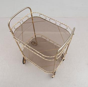 SERVERINGSVAGN, 1900-talets andra hälft.
