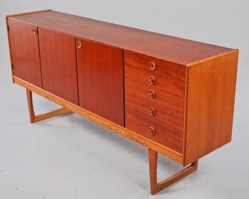 SIDEBOARD, "Tokyo", Yngvar Sandström, 1900-talets mitt.