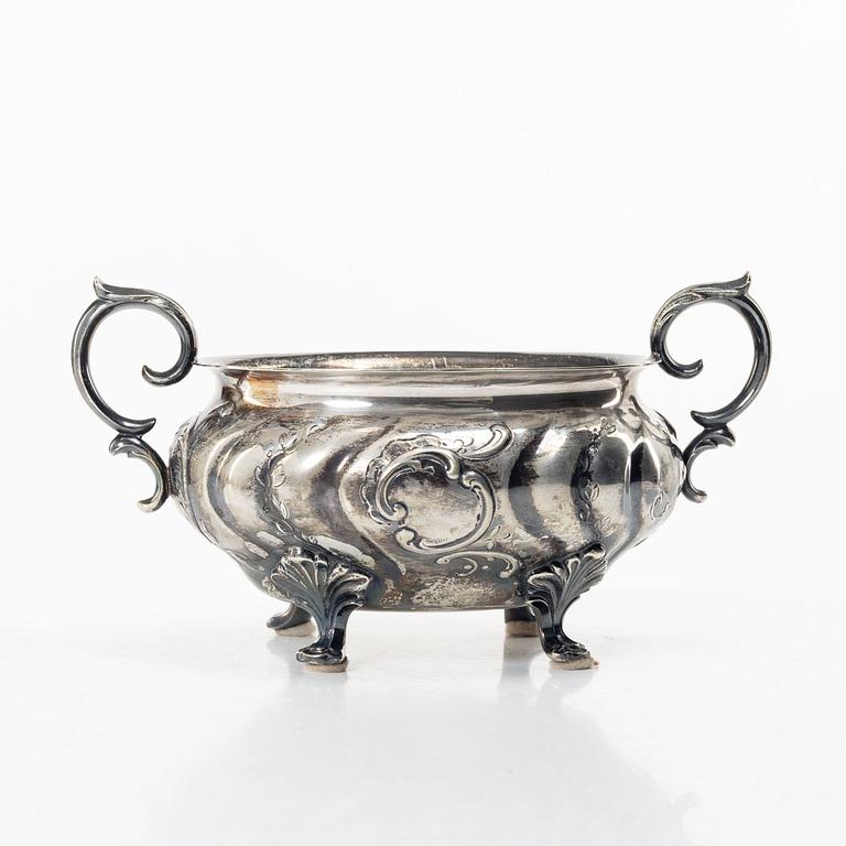 Karl Almgren, a Rococo style silver sugar bowl, Stockholm 1939.