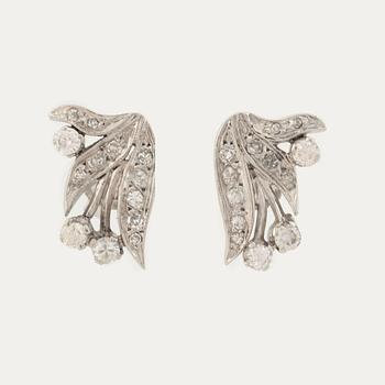 Diamond leaf earrings.