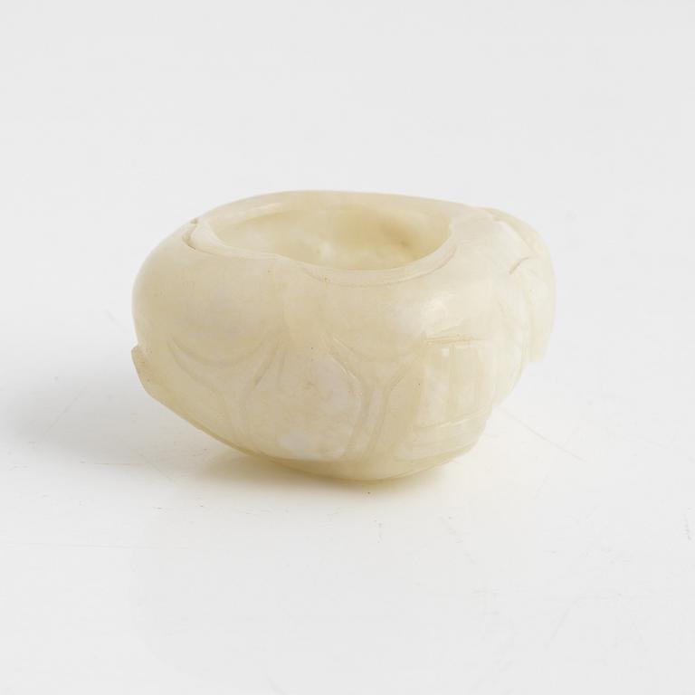 A Chinese jade brush pot, 20th century.