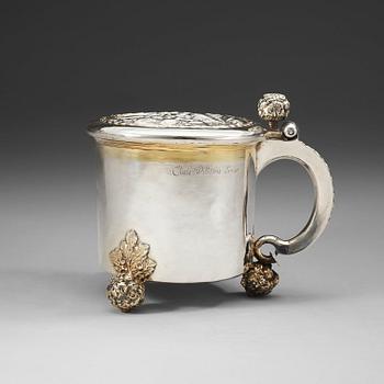 745. A Swedish mid 17th century parcel-gilt tankard, marks of Jacob Garnier, Stockholm (1657-1659).