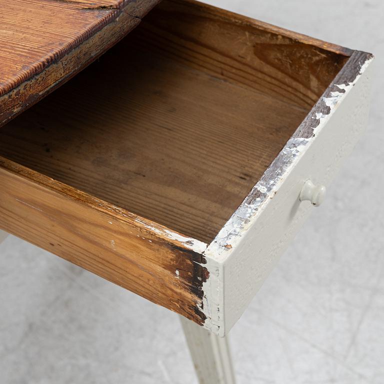 A Gustavian style drop leaf table, 19th Century.