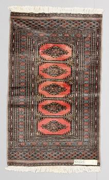 MATTA, Kashmir, ca 153 x 93 cm.