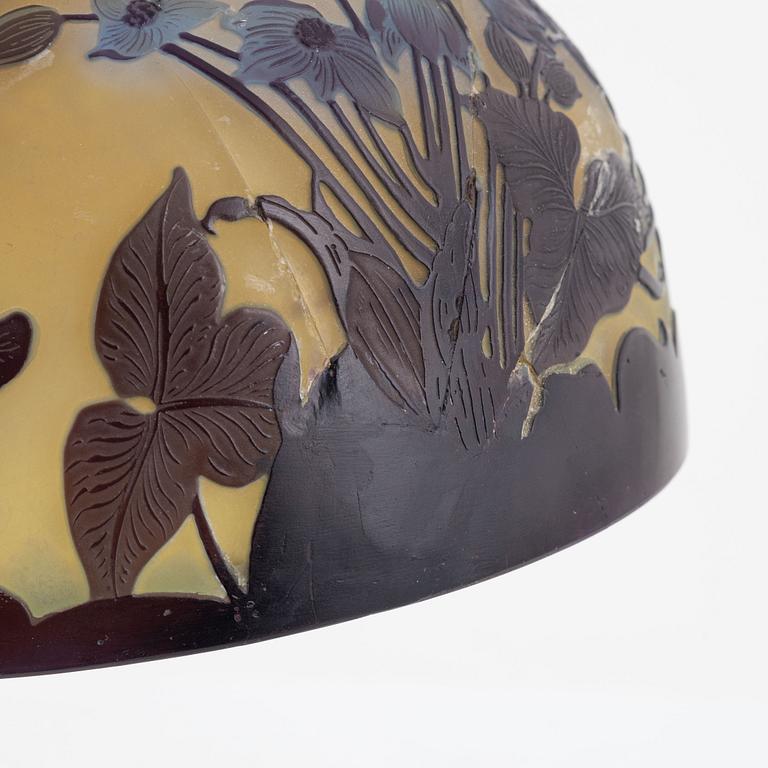 Emile Gallé, a glass table lamp, Nancy, France, Art Nouveau, circa 1900.