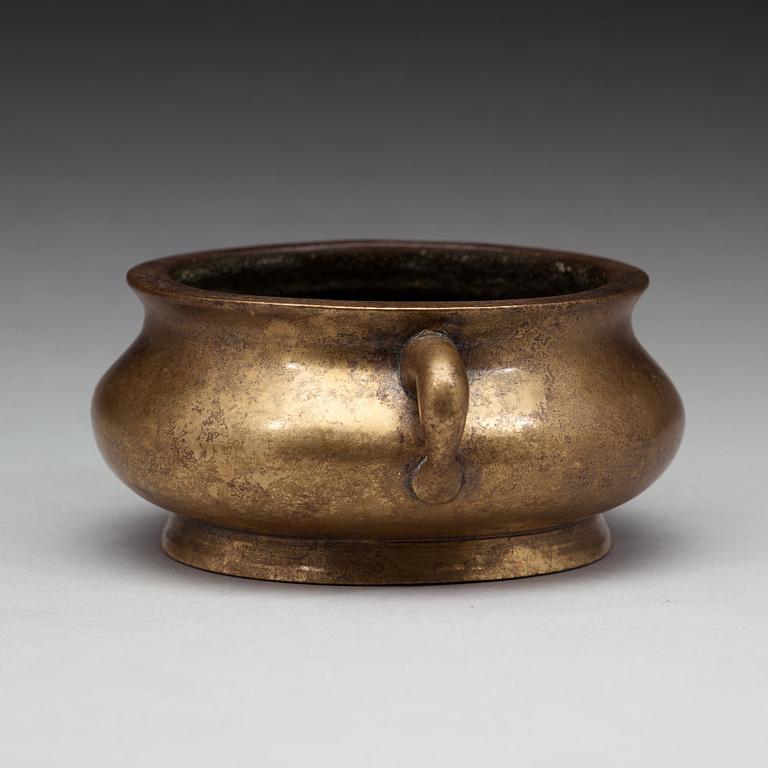 RÖKELSEKAR, brons.  Qingdynastin (1664-1912).