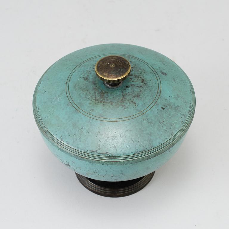 NILS FOUGSTEDT, An early 20th century patinated bronze bowl with cover by Nils Fougstedt.