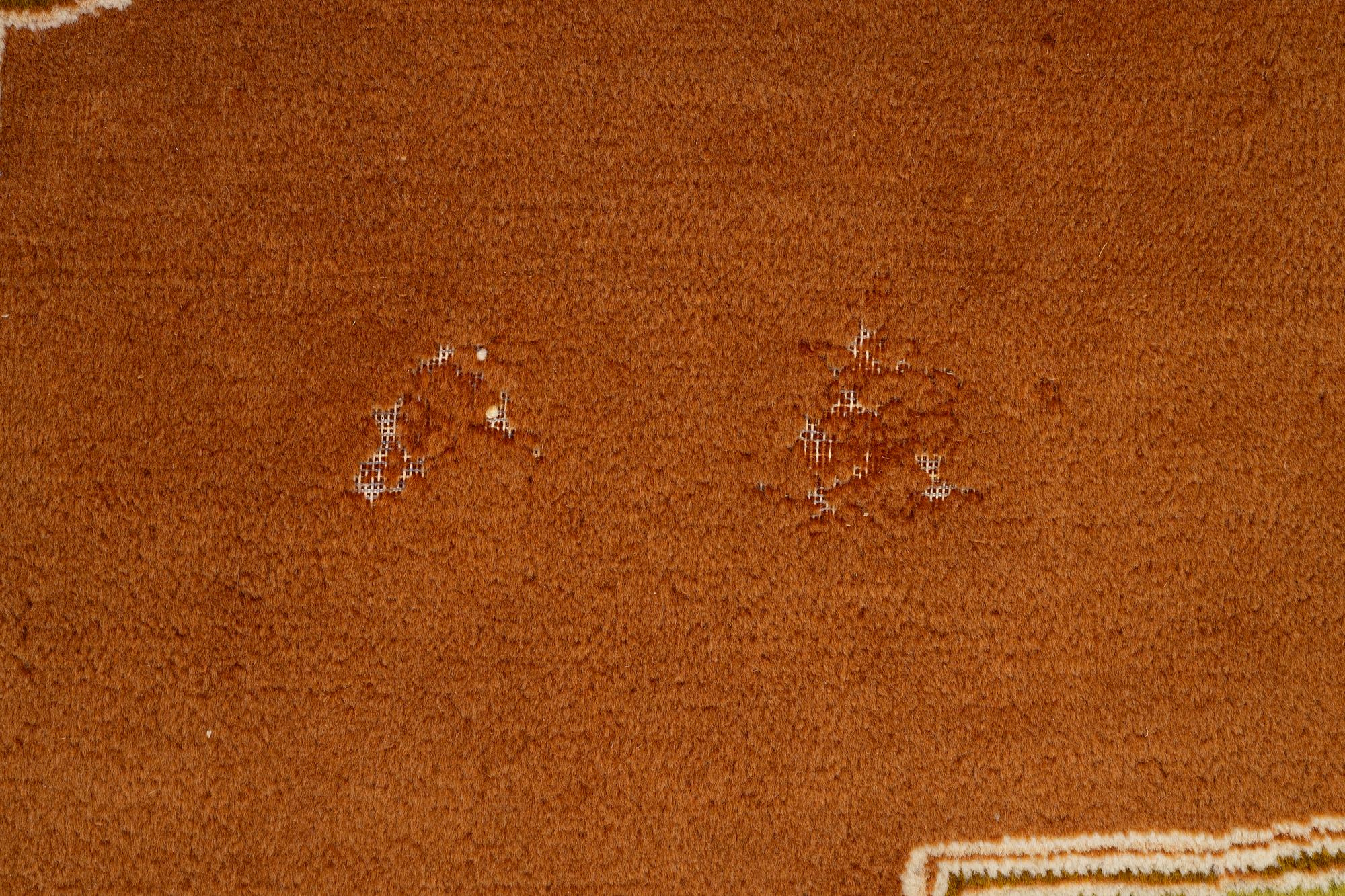 Carpet, Kerman, approx. 371 x 271 cm.